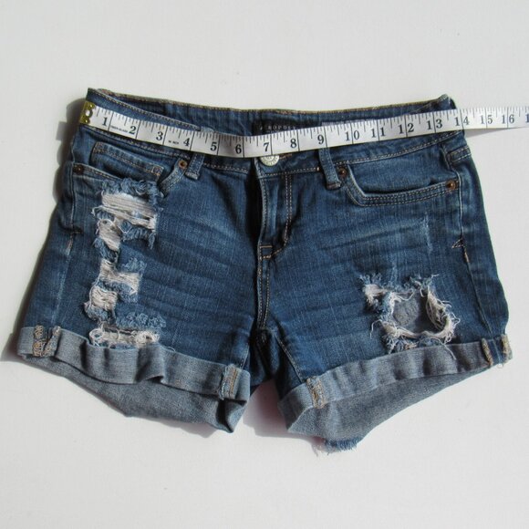 Aeropostale Women's Distressed Seriously Stretchy Denim Jeans Midi Shorts Size 0 - Picture 4 of 6